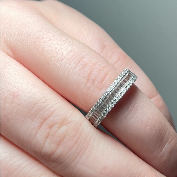 Wedding band - Picture 3 of 3